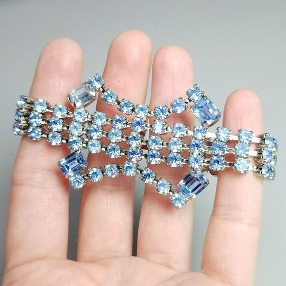Vintage Wide Light Blue Rhinestone Bangle Bracelet, Glass Prong Set, Silver Tone - Picture 1 of 6
